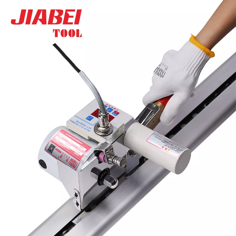 কেন একটি ক্লথ এন্ড কাটার পেশাদার গার্মেন্টস তৈরিতে আপনার গো-টু টুল হওয়া উচিত